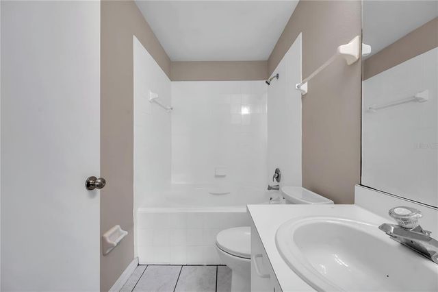 28750 MIDNIGHT STAR LOOP, Wesley Chapel, FL 33543