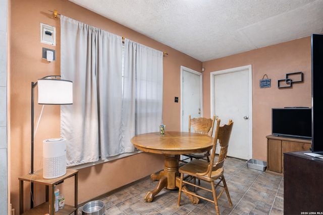 419 Upland, San Antonio, TX 78220