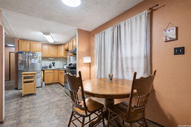 419 Upland, San Antonio, TX 78220