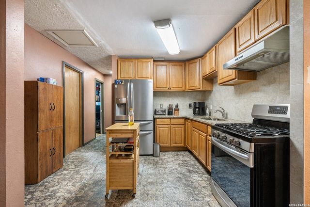 419 Upland, San Antonio, TX 78220