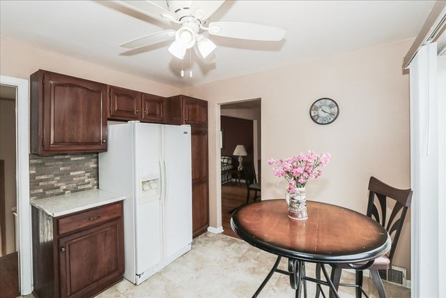 1468 E Rosita Drive, Palatine, IL 60074