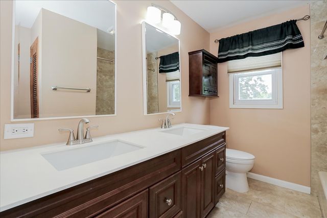 1468 E Rosita Drive, Palatine, IL 60074