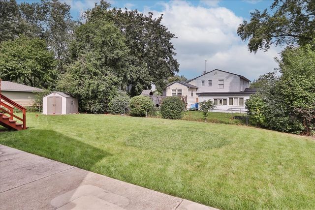 1468 E Rosita Drive, Palatine, IL 60074