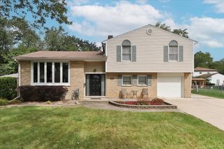 1468 E Rosita Drive, Palatine, IL 60074
