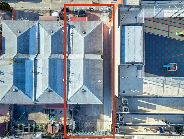 15 Bay 20th Street, Brooklyn, NY 11214