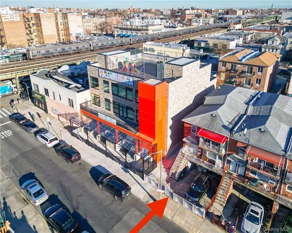 15 Bay 20th Street, Brooklyn, NY 11214