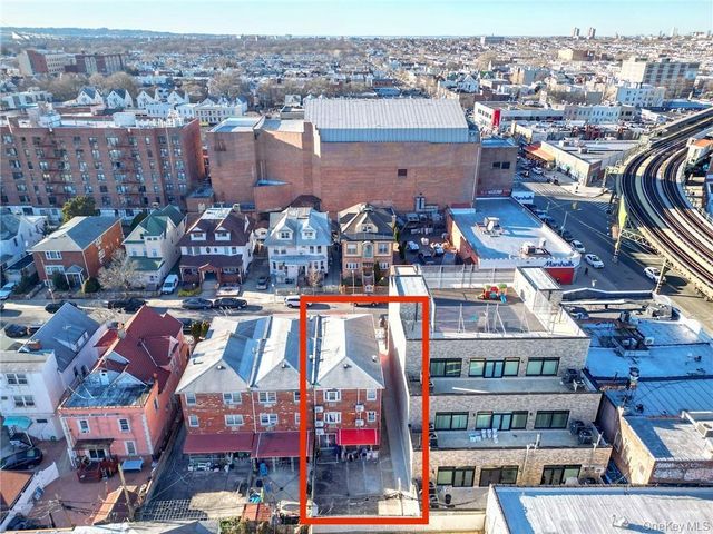 15 Bay 20th Street, Brooklyn, NY 11214