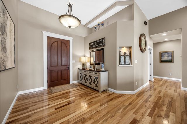2097 Emmons Street, Hiawatha, IA 52233