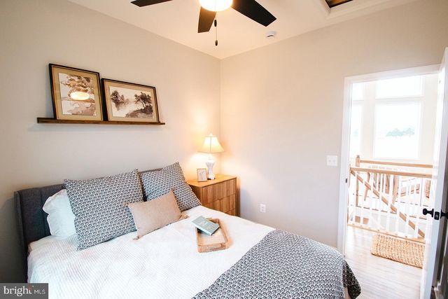 3 LEE DRIVE, Linden, VA 22642