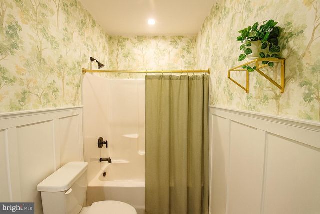 3 LEE DRIVE, Linden, VA 22642