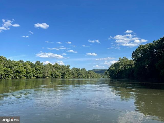 3 LEE DRIVE, Linden, VA 22642