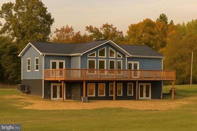 3 LEE DRIVE, Linden, VA 22642