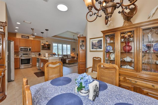1917 STERLING GLEN COURT, Sun City Center, FL 33573