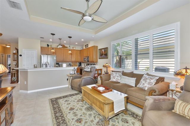 1917 STERLING GLEN COURT, Sun City Center, FL 33573