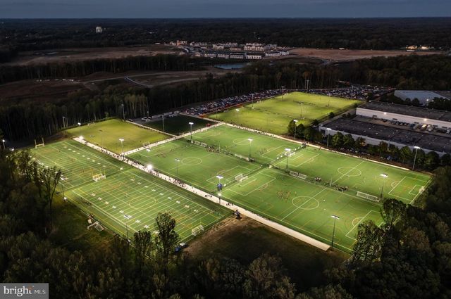 16013 HYDE PARK PL, Bowie, MD 20716