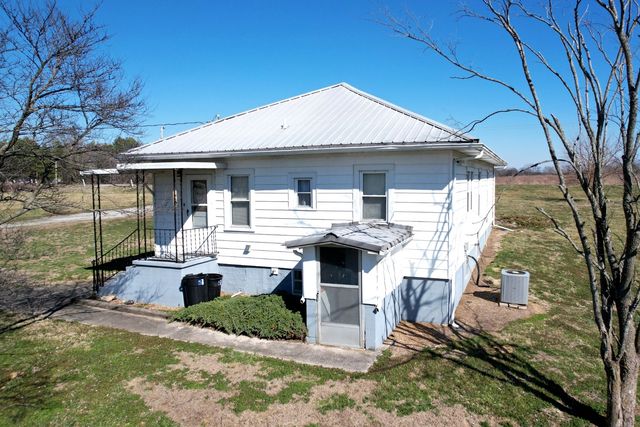 2919 Feather Trail Road, Olmsted, IL 62970