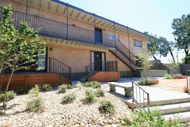 3870 Tulsa Way 23, Fort Worth, TX 76107