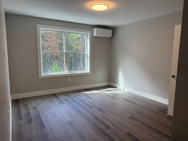 251 Sladen Street 304, Dracut, MA 01826