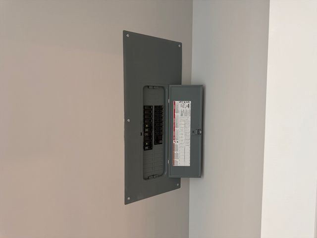 251 Sladen Street 304, Dracut, MA 01826