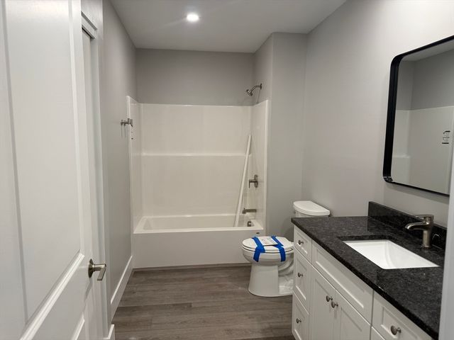 251 Sladen Street 304, Dracut, MA 01826