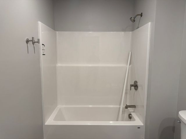 251 Sladen Street 304, Dracut, MA 01826