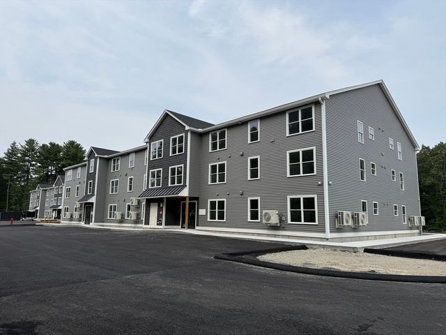 251 Sladen Street 304, Dracut, MA 01826