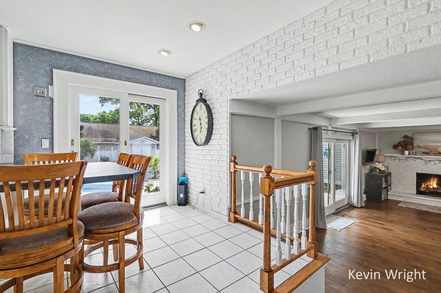 3734 Fern Hills Drive, Muskegon, MI 49444
