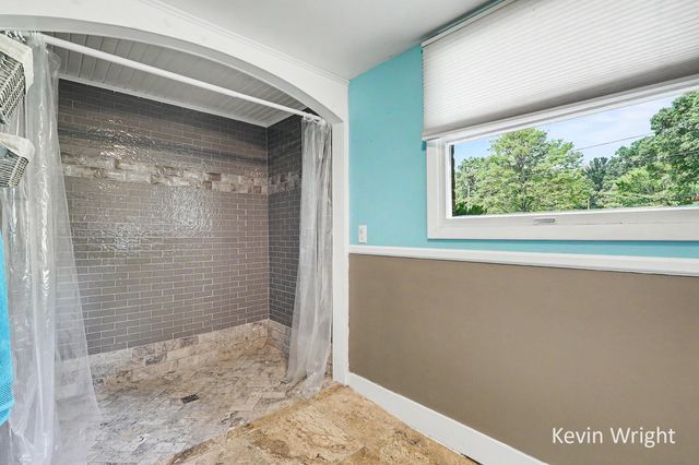 3734 Fern Hills Drive, Muskegon, MI 49444