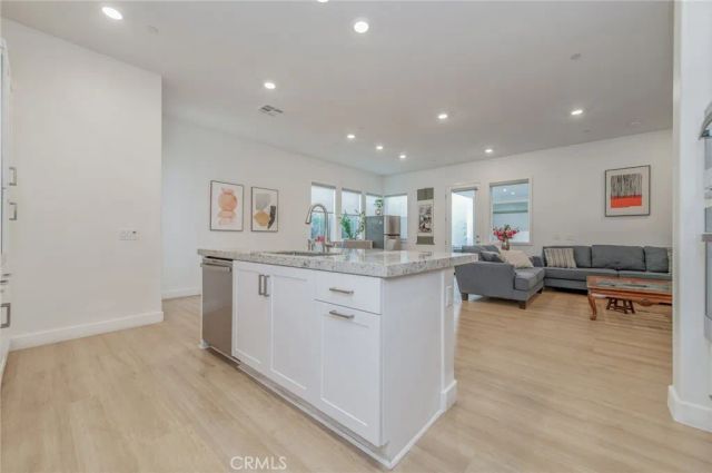 158 Sentosa, Irvine, CA 92618