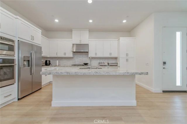 158 Sentosa, Irvine, CA 92618