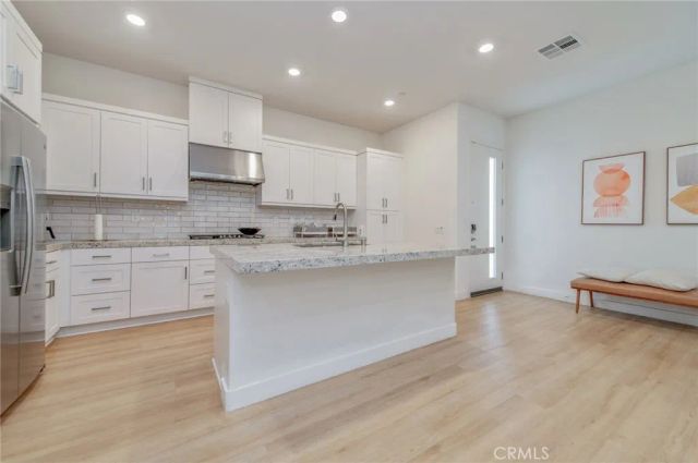 158 Sentosa, Irvine, CA 92618