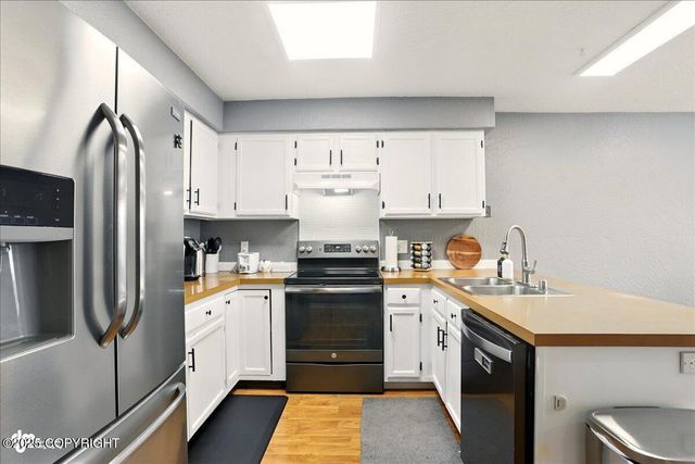 6301 Newt Drive, Anchorage, AK 99507