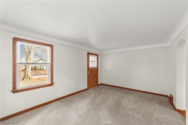 4484 W 57th Street, Cleveland, OH 44144