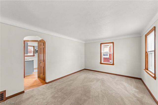 4484 W 57th Street, Cleveland, OH 44144