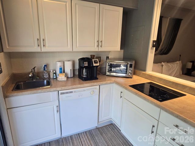 160 Whitney Boulevard 4, Lake Lure, NC 28746