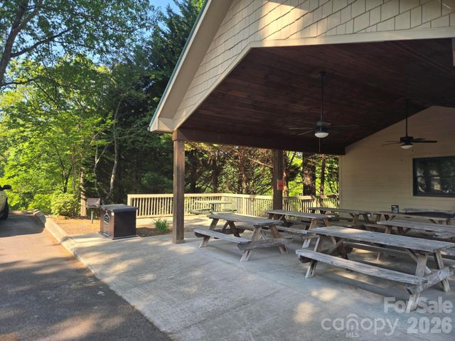 160 Whitney Boulevard 4, Lake Lure, NC 28746