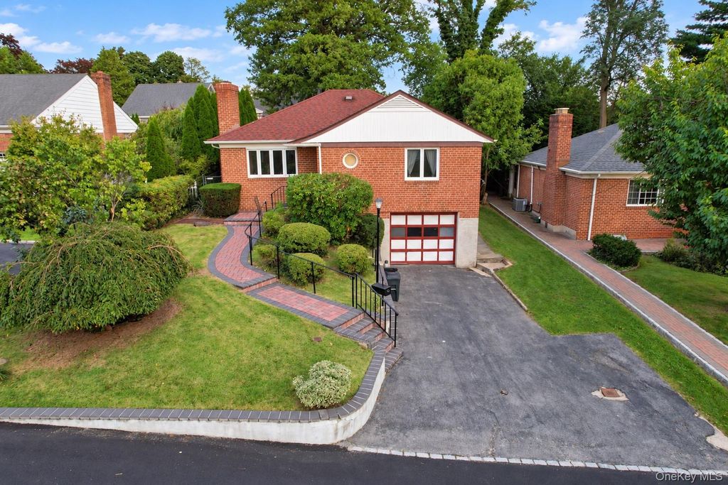 72 Mohawk Road, Yonkers, NY 10710 — exterior