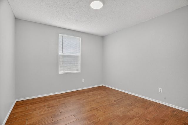 1435 Queen Annes Drive, Burleson, TX 76028