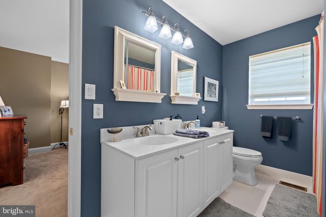2531 TRACY LN, Gilbertsville, PA 19525