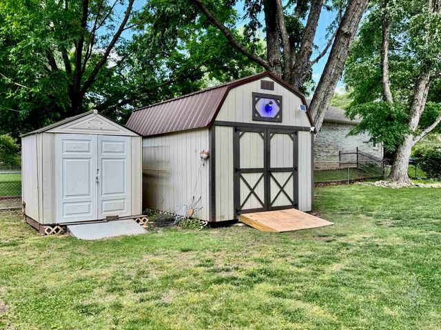 1911 Jamaica St, El Dorado, KS 67042