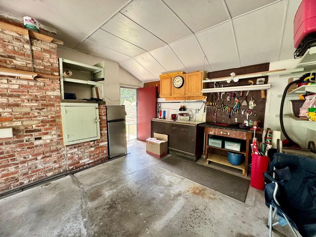 1911 Jamaica St, El Dorado, KS 67042