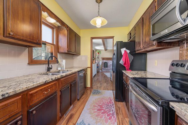 1911 Jamaica St, El Dorado, KS 67042