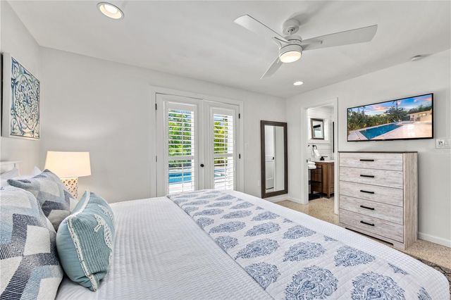 3360 HIGEL AVENUE, Sarasota, FL 34242