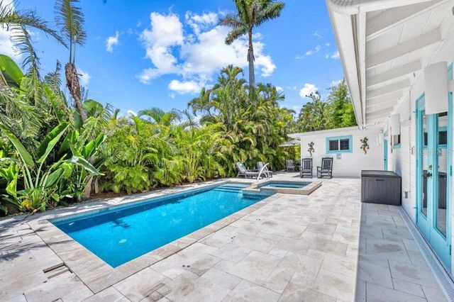 3360 HIGEL AVENUE, Sarasota, FL 34242