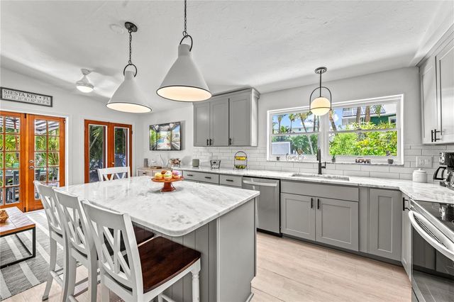 3360 HIGEL AVENUE, Sarasota, FL 34242