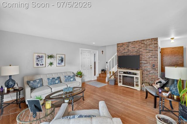 524 W Rockwell Street, Fenton, MI 48430