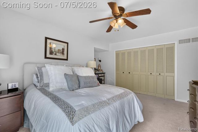 524 W Rockwell Street, Fenton, MI 48430