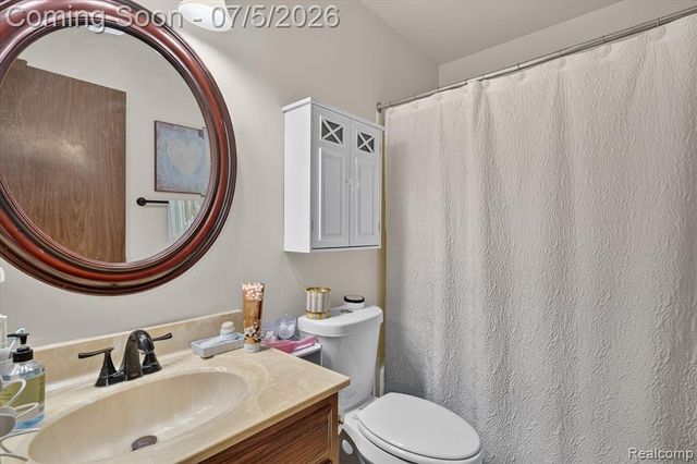 524 W Rockwell Street, Fenton, MI 48430