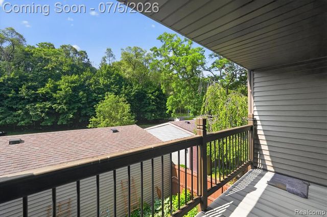 524 W Rockwell Street, Fenton, MI 48430