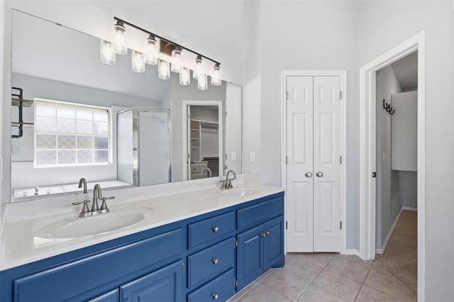 1009 Driver Lane, Edmond, OK 73025
